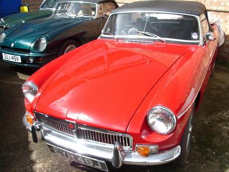 MGB HERITAGE SHELL 1971 Front
