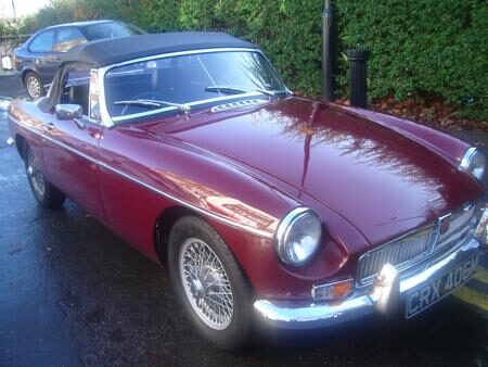 MGB HERITAGE SHELL 1973 Front