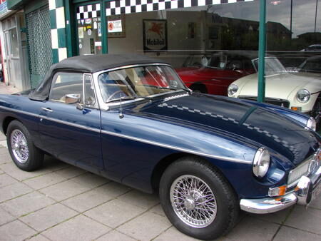 MGB Heritage shell front