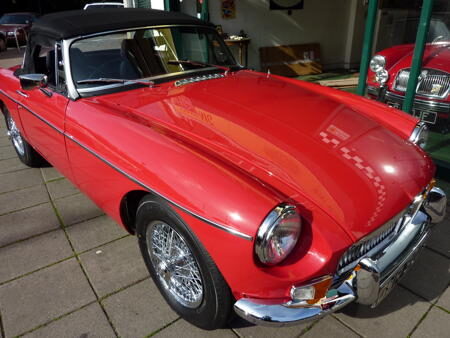 MGB - 1967 - HERITAGE SHELL Front