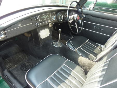 MGB GT 1967 Interior
