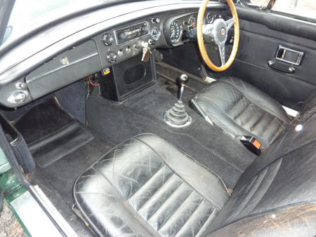 MGB GT 1969 Interior