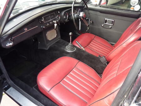 MGC GT - 1968 Interior