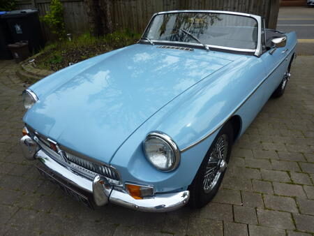 MGB HERITAGE SHELL - 1965 Front