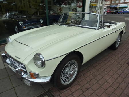 MGC Rare Automatic Roadster - 1968 Front