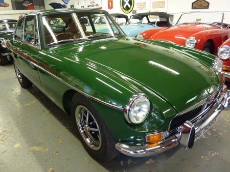 MGB GT - 1978 Front