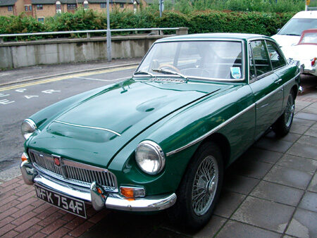 MGC GT - 3 Litre - 1969 Front outside
