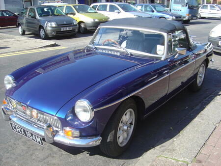 MGB ROADSTER 1972 Front