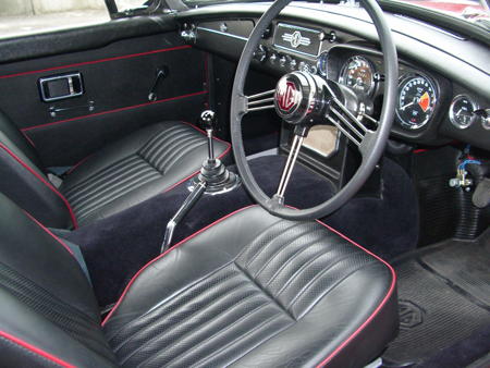 MGC ROADSTER - 1968 Interior