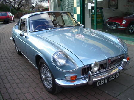MGB COUNE BERLINETTE - 1964 Front