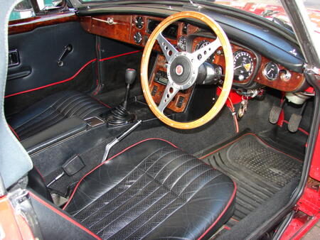 MGB HERITAGE SHELL - 1972 Interior