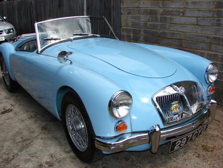 MGA 1600 MK11 Roadster - 1961 Front