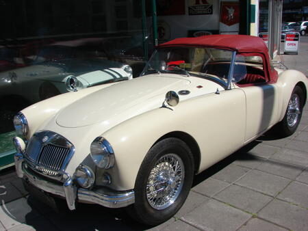 MGA 1500 - 1956 Front