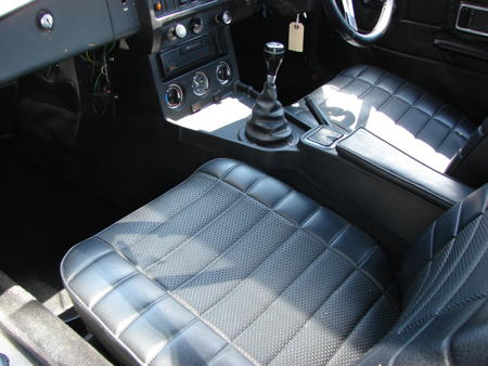 MGB 1977 interior