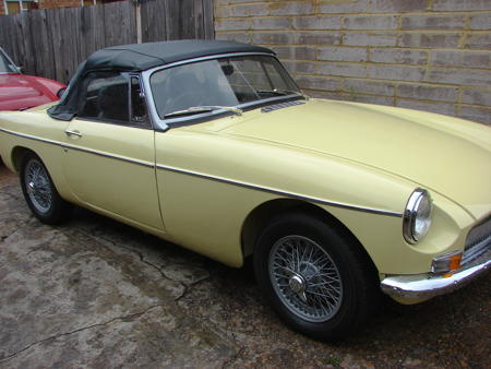 MGB 1970 Front