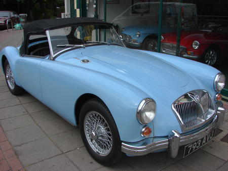 MGA 1600 MK2 Front