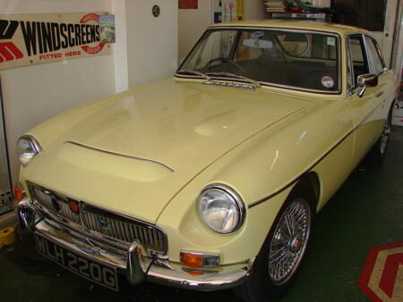 MGC GT - 1969 Front