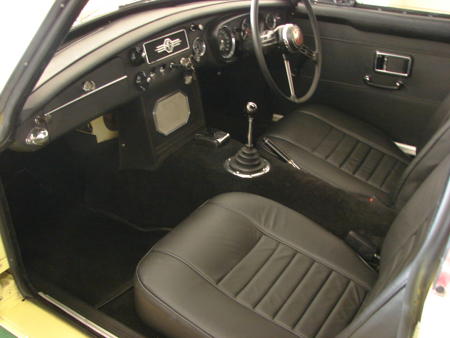 MGC GT - 1969 Interior