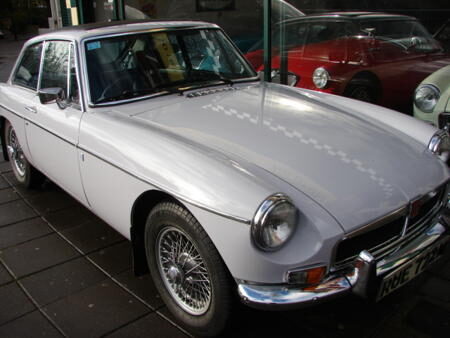 MGB GT 1974 Front