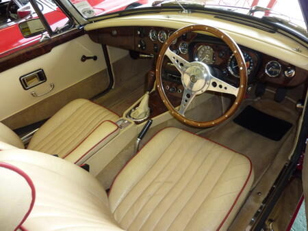 MGB Heritage Shell 1971 Interior