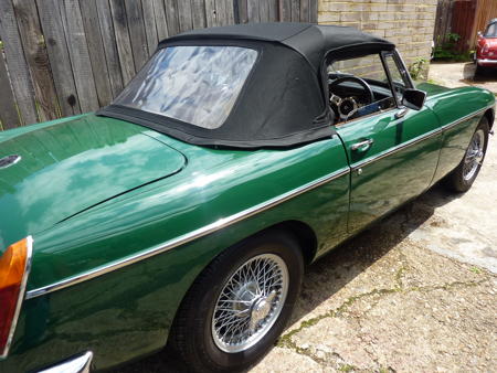 MGB HERITAGE SHELL - BRG - 1972 Back