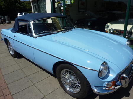 MGB 1963 HERITAGE SHELL Front