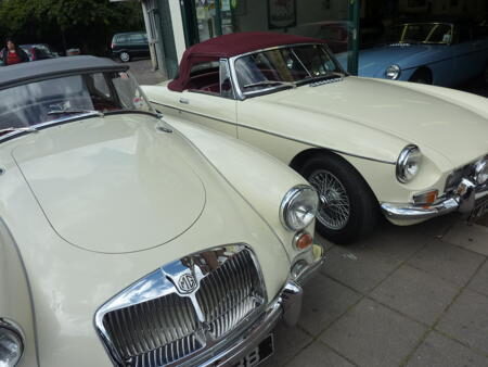 MGA 1962 AND MGB 1962 Front