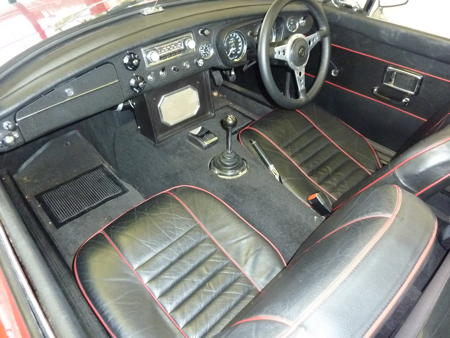 MGB HERITAGE SHELL - 1969 Interior