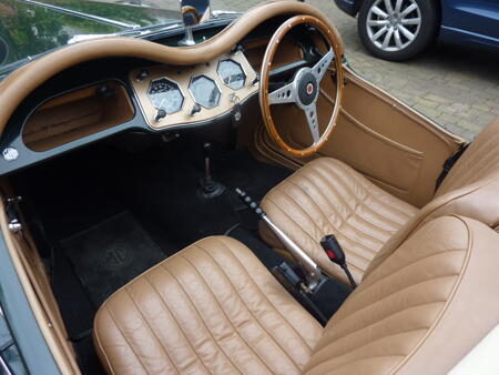 MG TF 1954 Interior