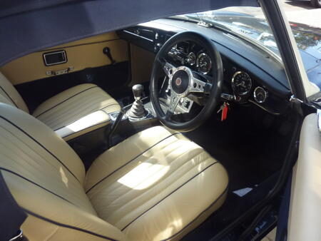 MGB V8 Roadster Interior