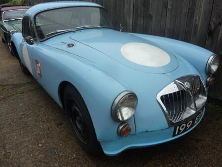 MGA 1600 Mk2 Front