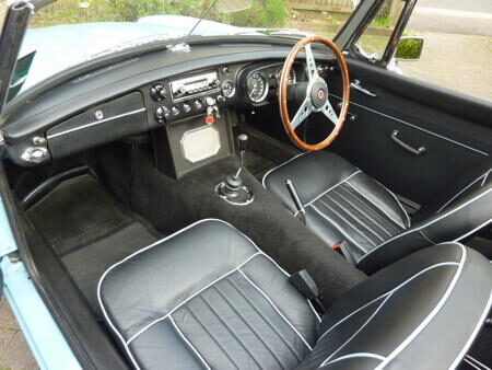 MGB - 1965 Interior