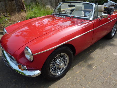 MGB HERITAGE SHELL - 1968 Front