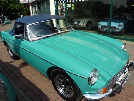 MGB 1972 - Rare Acqua Front