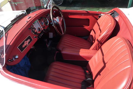 MGA 1600 MK2 Interior