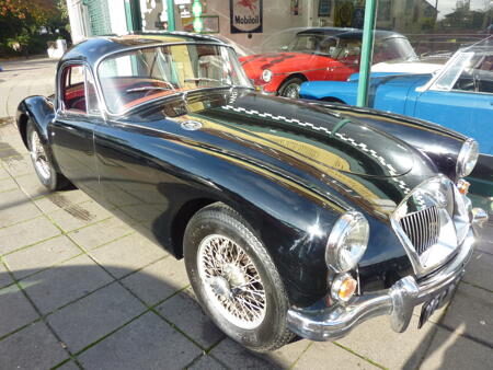 MGA 1600 MK2 Coupe - 1961 Front