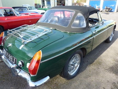 MGB - 1971 back