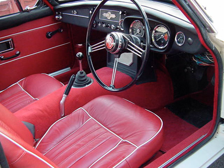 MGC GT - 1968 Interior