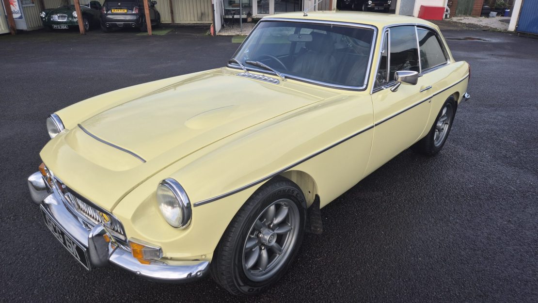MGB GT V8, 1972, Special Build, P...
